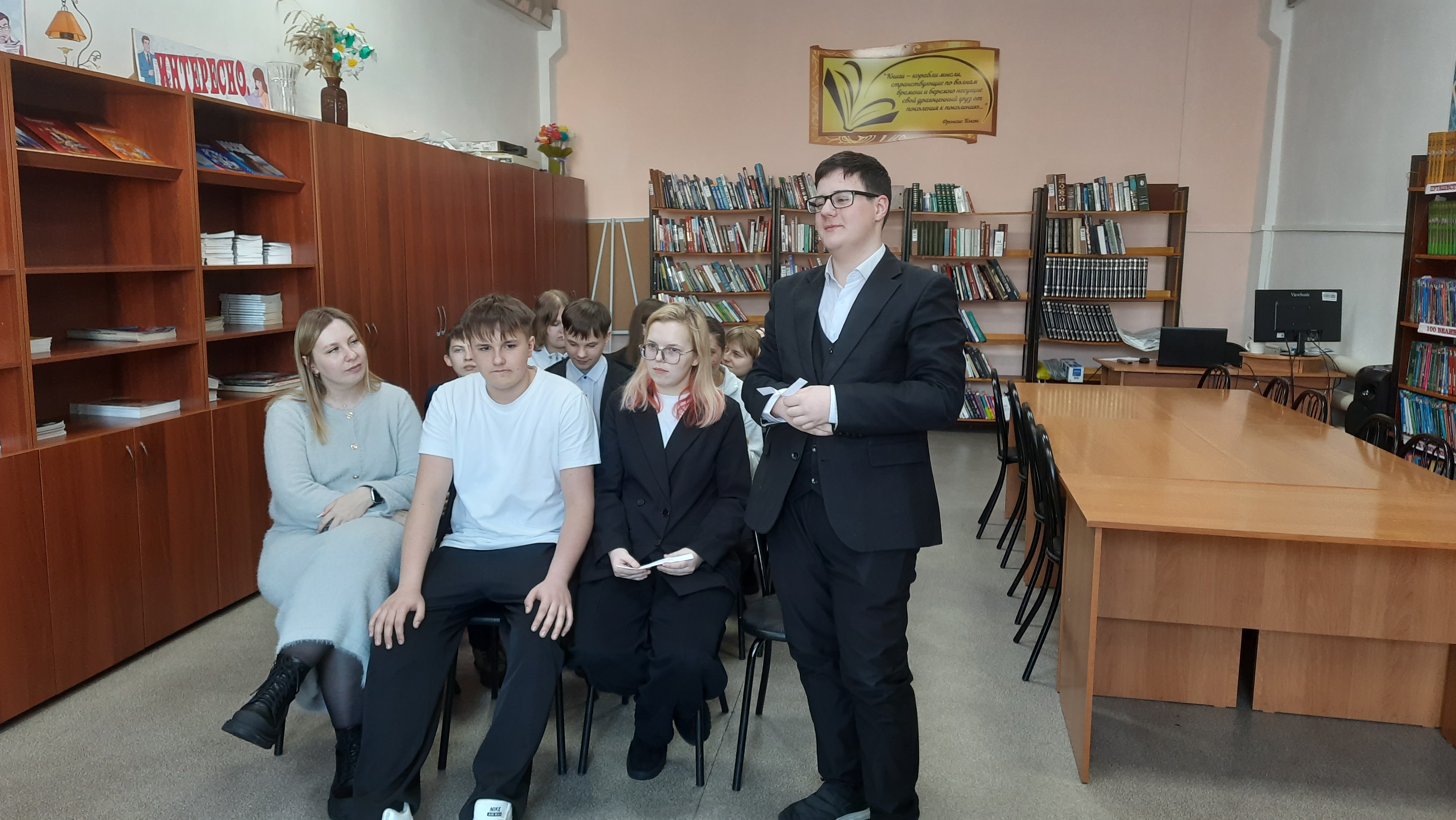 Заполните это поле